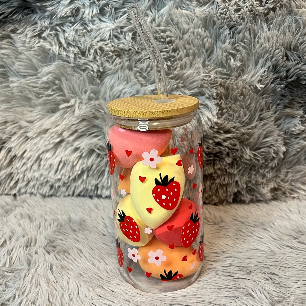 🍓16oz Strawberry Glass Tumbler Beauty Blender Set